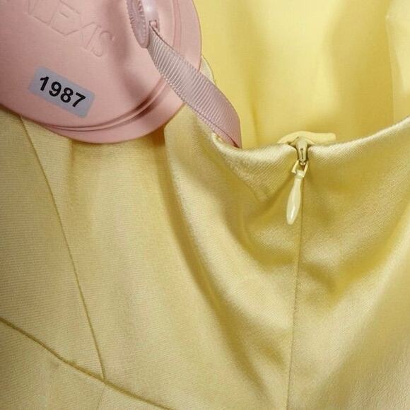 Saab Pleated Drop Waist Alexis Women's Yellow Satin Halter Maxi Dress Size Large - Picture 6 of 13